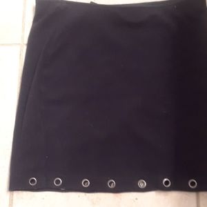 3/15♨️Material Girl mini skirt